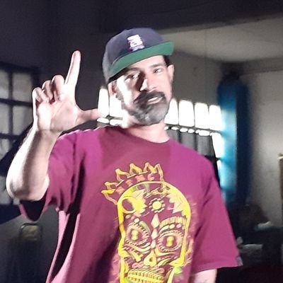 F6CAF2DF-68DE-4B82-9600-9955547B2D03