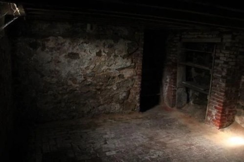 9C3EA100-37E3-41EE-963F-F349E9D44634