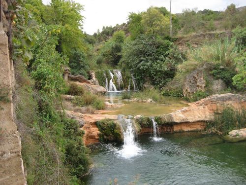 AF0FEC66-F2A6-472E-A7E5-88AFE731E1B1